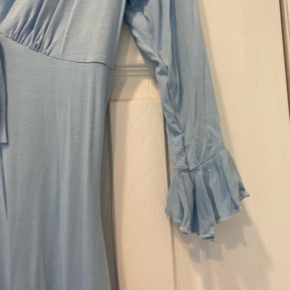 Misguided Baby Blue Dress - Picture 4 of 5